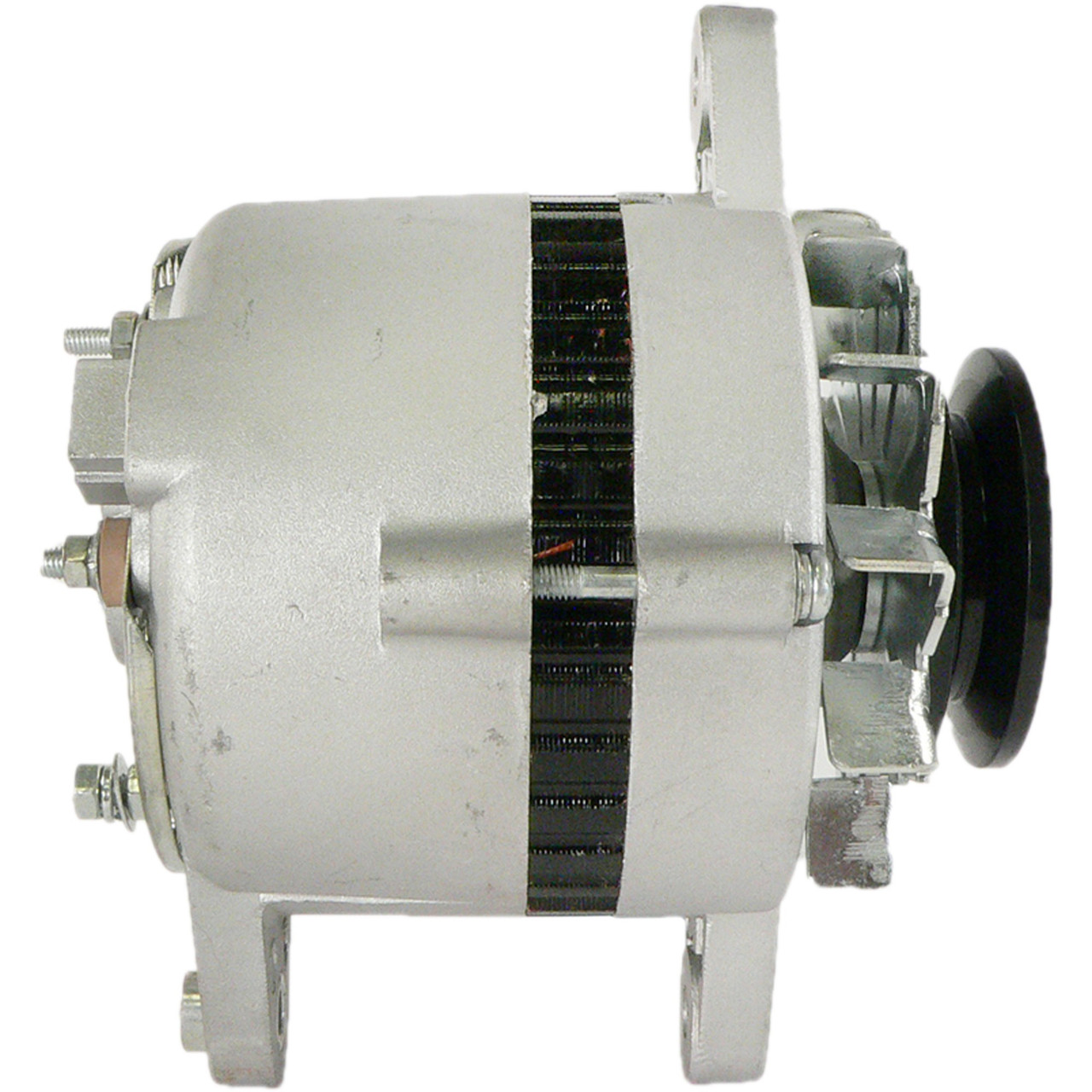 Alternator for Kubota Tractor L2250 L2250DT L2550 L2550DT L2550F M4950DT Alternator for Kubota Tractor L2250 L2250DT L2550 L2550DT L2550F M4950DT