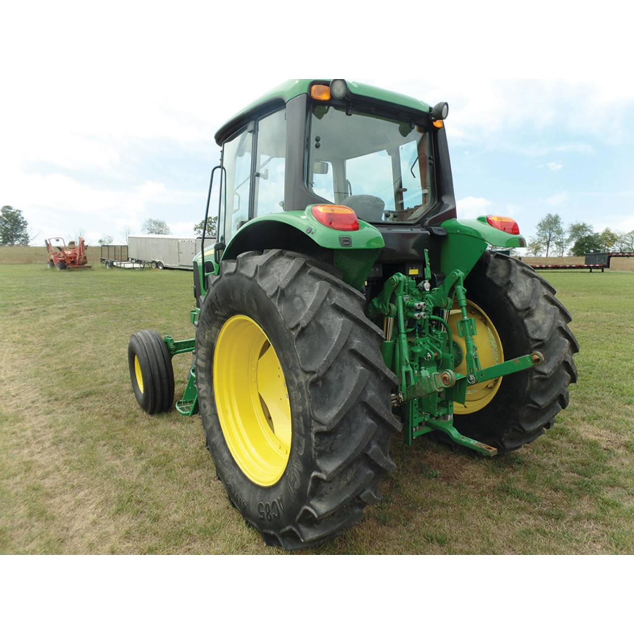 40 Single Row Tiger Lights LED Light Bar for John Deere 5200, 5210, 5300 Off-Road Light 40 Single Row Tiger Lights LED Light Bar for John Deere 5200, 5210, 5300 Off-Road Light